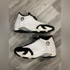 Jordan 14 Retro “Black Toe”